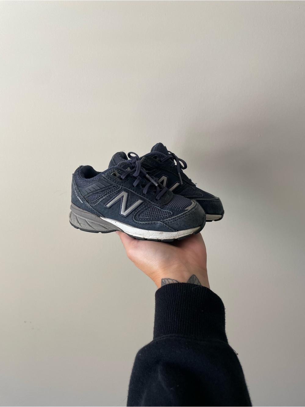 New Balance Toddler 990 Athletic Sneakers- dark blue (C8)-